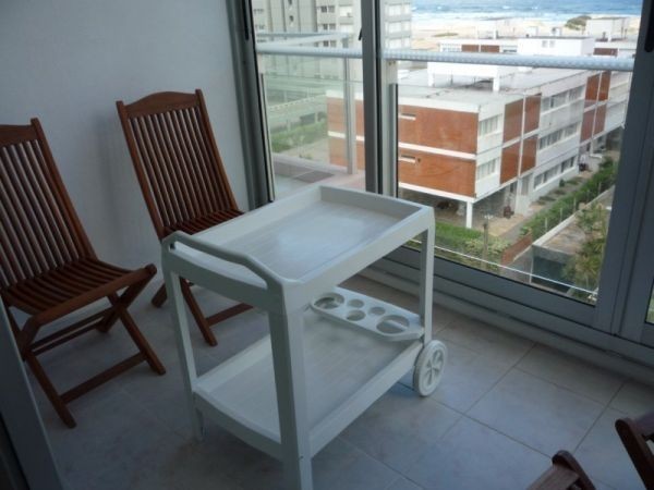 Departamento en alquiler en playa Brava